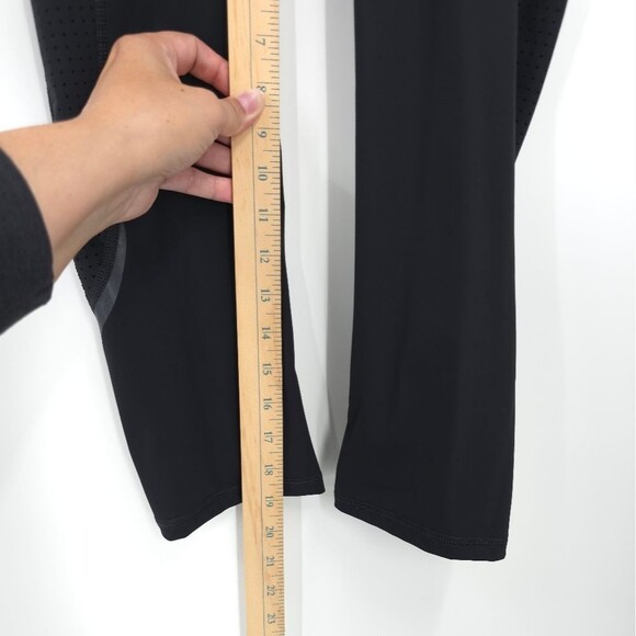 Sweaty Betty Zero Gravity Leggings Crop Black Venting Athleisure Gym XS - Picture 14 of 16